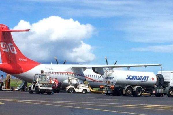 Préavis de grève à la SOMSTAT, société de ravitaillement en carburant des avions