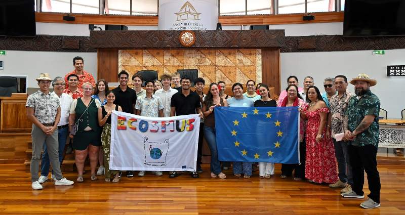 Visite guidée du collège de Belgique et du lycée de Taiarapu Nui à l’Assemblée