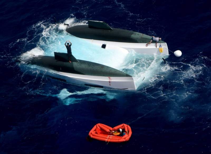 Naufrage au large de Maupiti : 14 heures de vols, 7 500 km parcourus et 3 vies sauvées