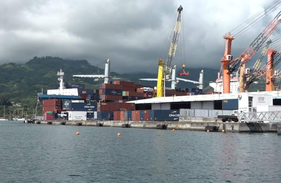 Le terminal à conteneurs fait sa mue au Port de Papeete pour répondre à la hausse du trafic